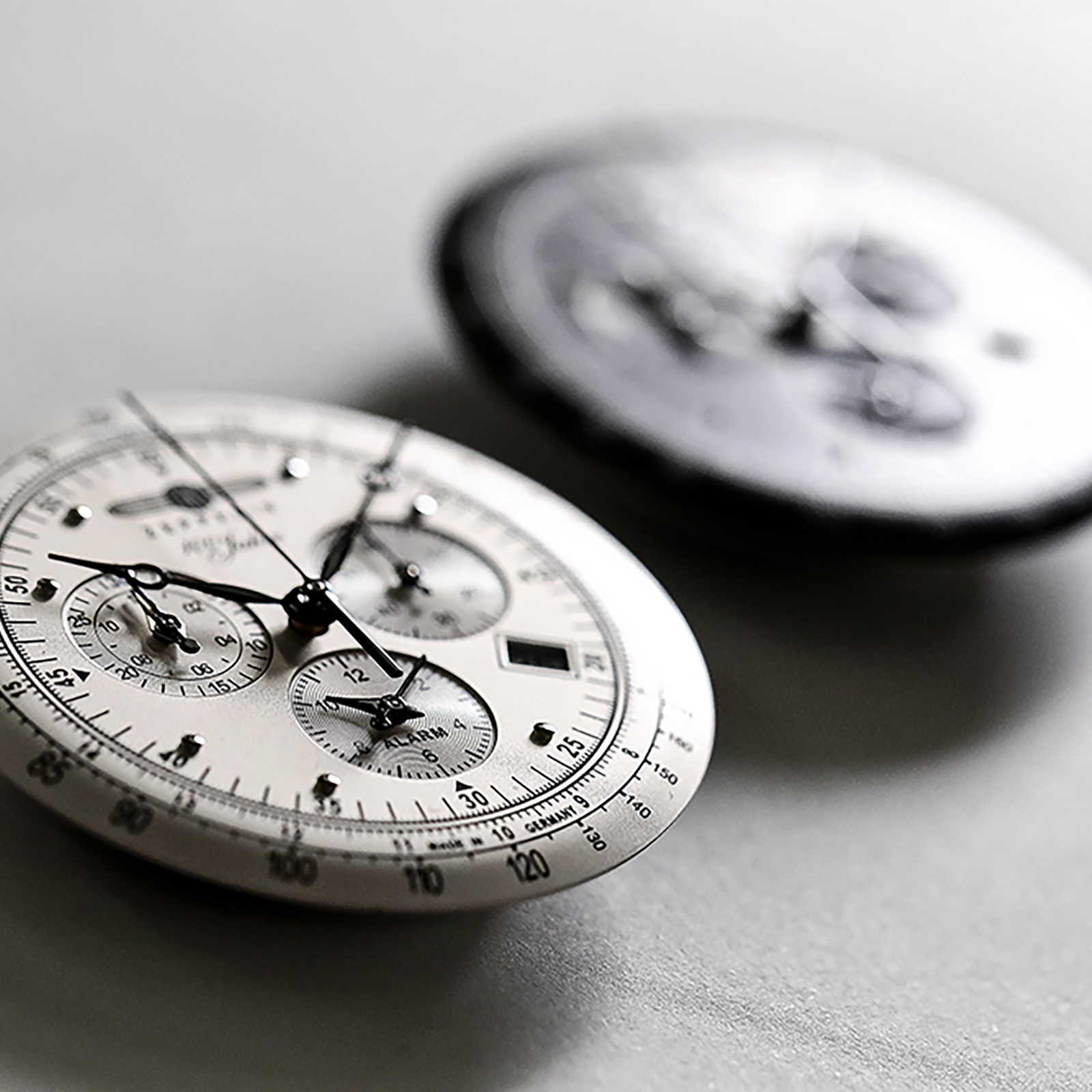 100 YEARS ZEPPELIN JAPAN LIMITED CHRONOGRAPH｜BRACELET | ZEPPELIN 